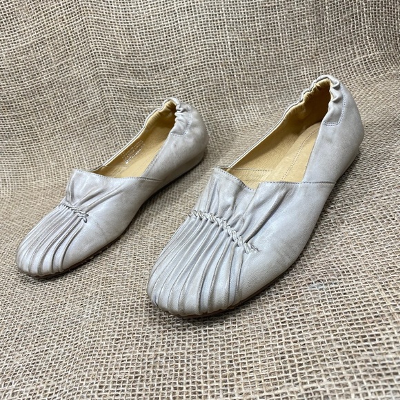 Chocolat Blu Shoes - Chocolate blu Flats Leather Beige Women's Size 7.5